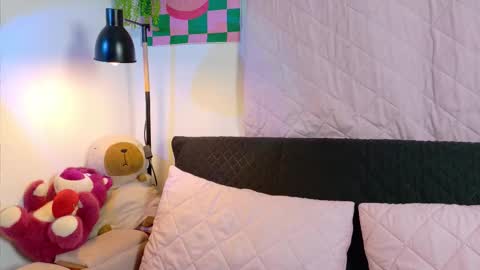 Lixie And Nte online show from 12.15.25