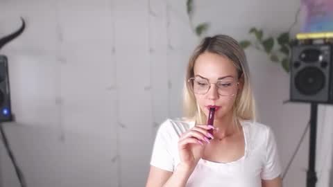 Snapshot of lexie_wild chatting on 01.07.25 Lexie online show from 01.07.25