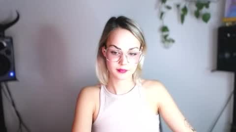 Snapshot of lexie_wild chatting on 02.24.25 Lexie online show from 02.24.25