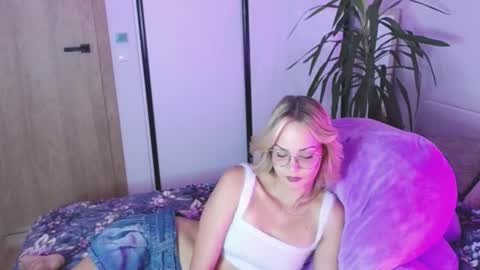 Snapshot of lexie_wild chatting on 09.10.25 Lexie online show from 09.10.25