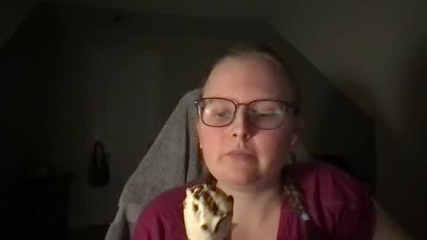 Snapshot of lexielilacs chatting on 01.14.25 lexie online show from 01.14.25