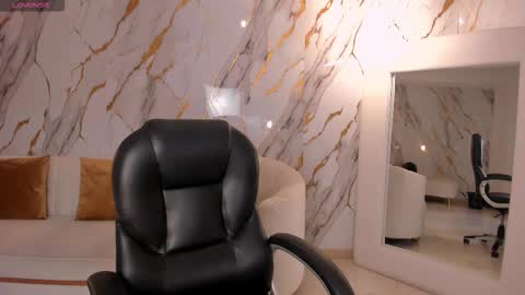 Lexie  online show from 02.15.26