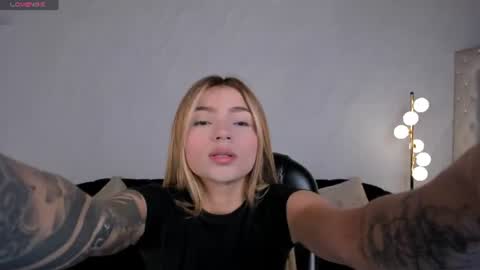 Lexie  online show from 07.11.26