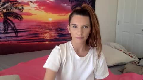 Alexia L. online show from 11.04.25