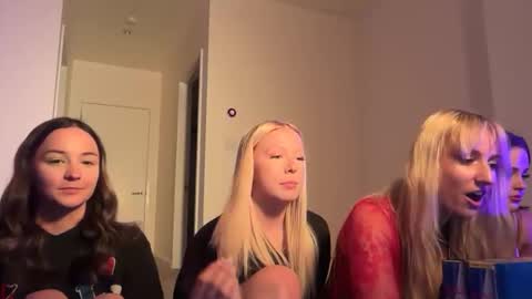 lexiiismith online show from 02.23.26