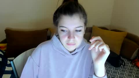 Elisabeth online show from 12.21.25