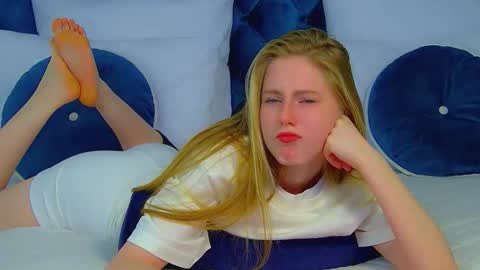 Lexi online show from 10.03.25