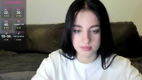 Snapshot of lexisinnn chatting on 11.12.25 Lexi online show from 11.12.25