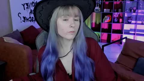 Snapshot of lexiwenford chatting on 10.29.25 Lexi Wenford NO NUDE GODDESS online show from 10.29.25