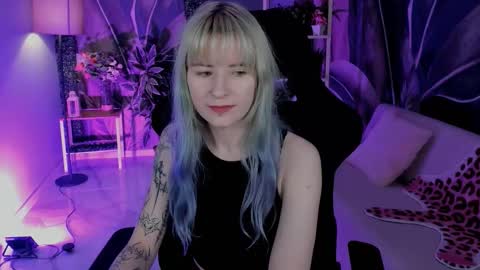 Snapshot of lexiwenford chatting on 11.20.25 Lexi Wenford NO NUDE GODDESS online show from 11.20.25