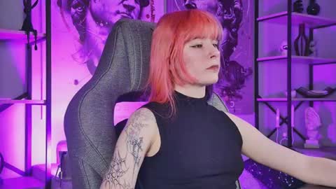 Snapshot of lexiwenford chatting on 07.01.26 Lexi Wenford NO NUDE GODDESS online show from 07.01.26
