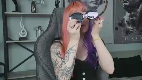 Snapshot of lexiwenford chatting on 07.07.26 Lexi Wenford NO NUDE GODDESS online show from 07.07.26