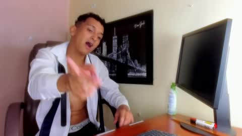 Lexter Blue online show from 04.16.26