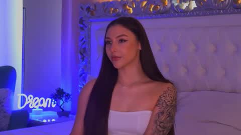 LexyBanks online show from 05.22.26