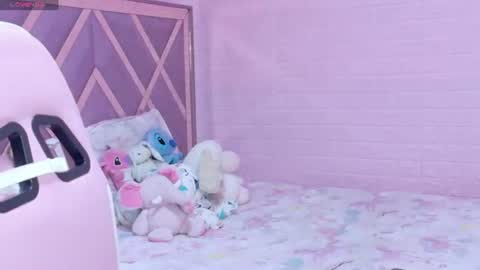Snapshot of lexy_cute1 chatting on 07.13.26 LEXY online show from 07.13.26