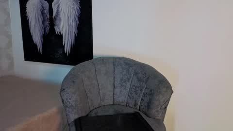 Leyla online show from 04.14.26