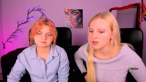 Snapshot of leyla_klark chatting on 12.15.25 Leyla online show from 12.15.25