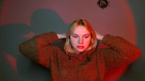 Leyla online show from 01.19.26