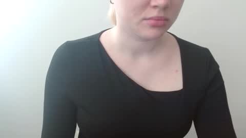 Leyla online show from 03.04.26