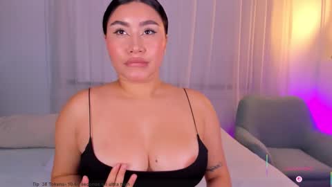 Snapshot of leylacliinton chatting on 10.18.25 Leyla online show from 10.18.25