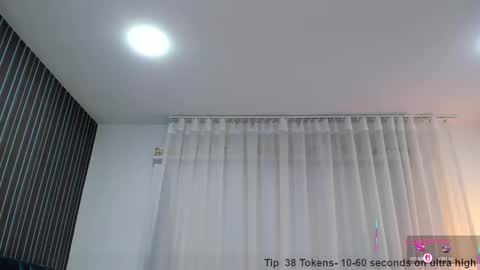 Snapshot of leylacliinton chatting on 10.21.25 Leyla online show from 10.21.25