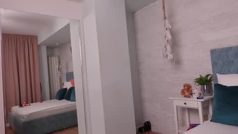 LeylaGracey online show from 10.13.25