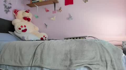 Leyna online show from 10.27.25