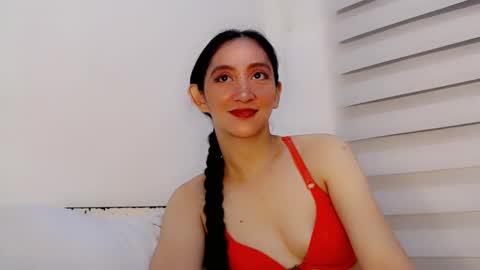 Lyn online show from 11.03.25