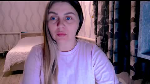 Snapshot of li_lit chatting on 02.22.26 li_lit online show from 02.22.26