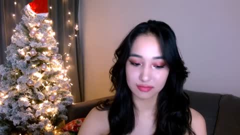 Snapshot of li_noen chatting on 12.31.24 Li  online show from 12.31.24