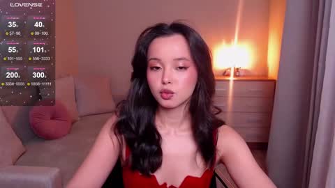 L I A online show from 12.25.24