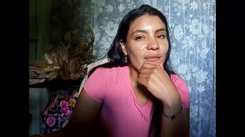 Snapshot of lia_hottie chatting on 10.24.25 Lia online show from 10.24.25