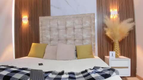 Snapshot of lia_nova chatting on 02.07.26 Lia online show from 02.07.26