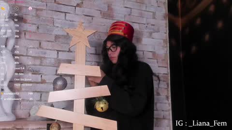 Snapshot of lia_owo chatting on 12.05.24 Liana online show from 12.05.24