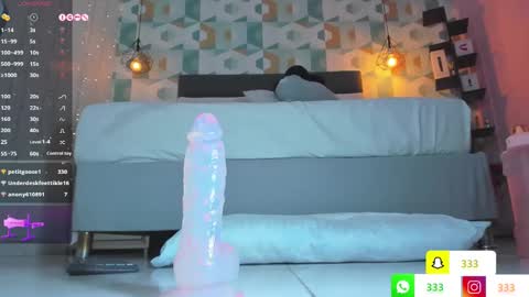 Camila online show from 02.10.25