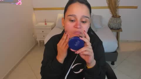 Snapshot of lia_sexx19 chatting on 02.03.26 Lia online show from 02.03.26