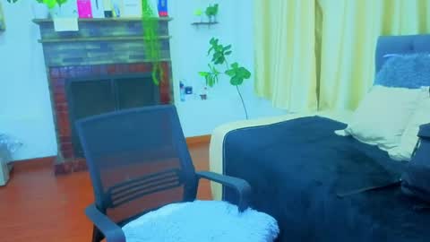    online show from 04.04.26