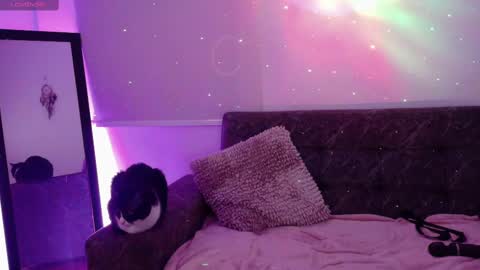 Snapshot of lia_tinez chatting on 09.29.25 Lia online show from 09.29.25