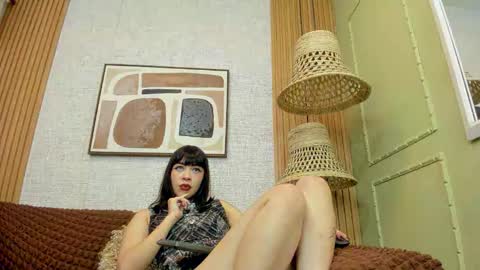 lia_visser_ online show from 04.08.26