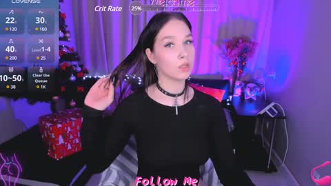 Snapshot of lia_xxgirl chatting on 12.25.24 Lia online show from 12.25.24