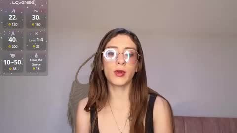 Lia  online show from 12.31.24