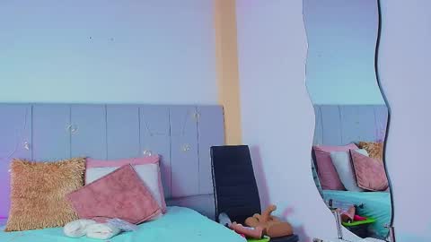 Liaa online show from 04.12.26