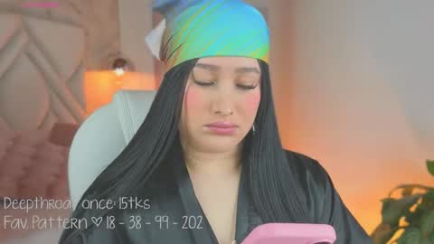 Lia Cox online show from 10.19.25