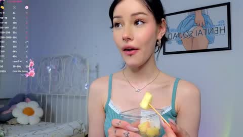 Lia  online show from 02.12.25