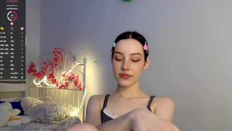 Lia  online show from 09.16.25