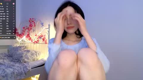 Lia  online show from 09.28.25