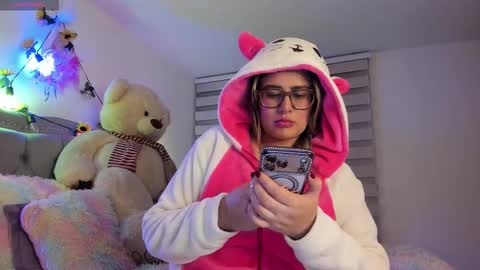 Lia  online show from 02.22.26