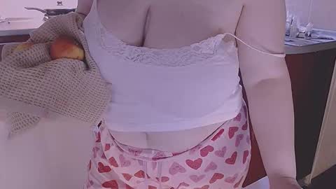 miss Lia  colection for travel online show from 04.11.26