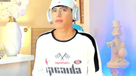 Liam online show from 09.08.25