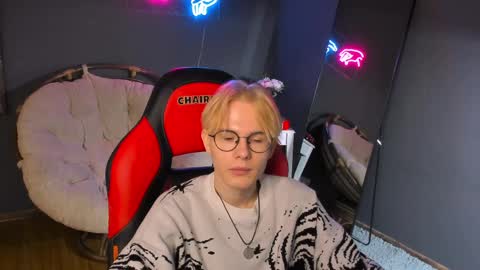 LIAM online show from 04.10.26